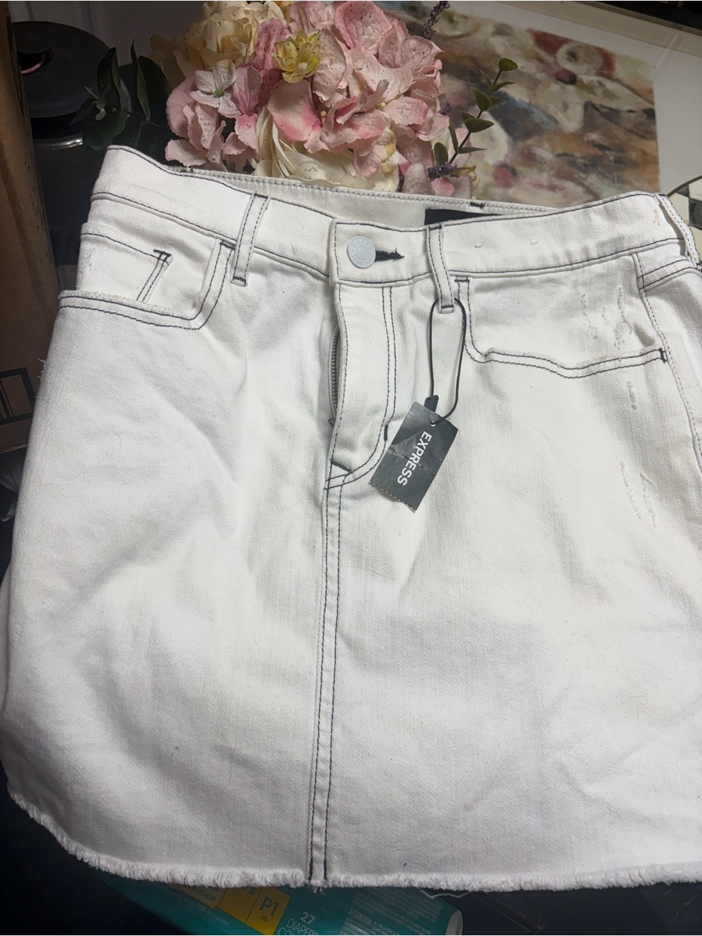 Express White Denim Skirt with Contrast Topstitching
